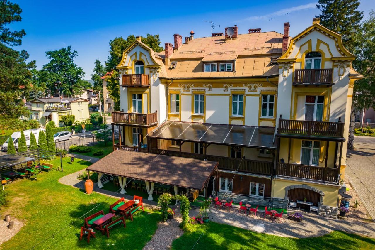 Hotel Bella Jelenia Góra Extérieur photo