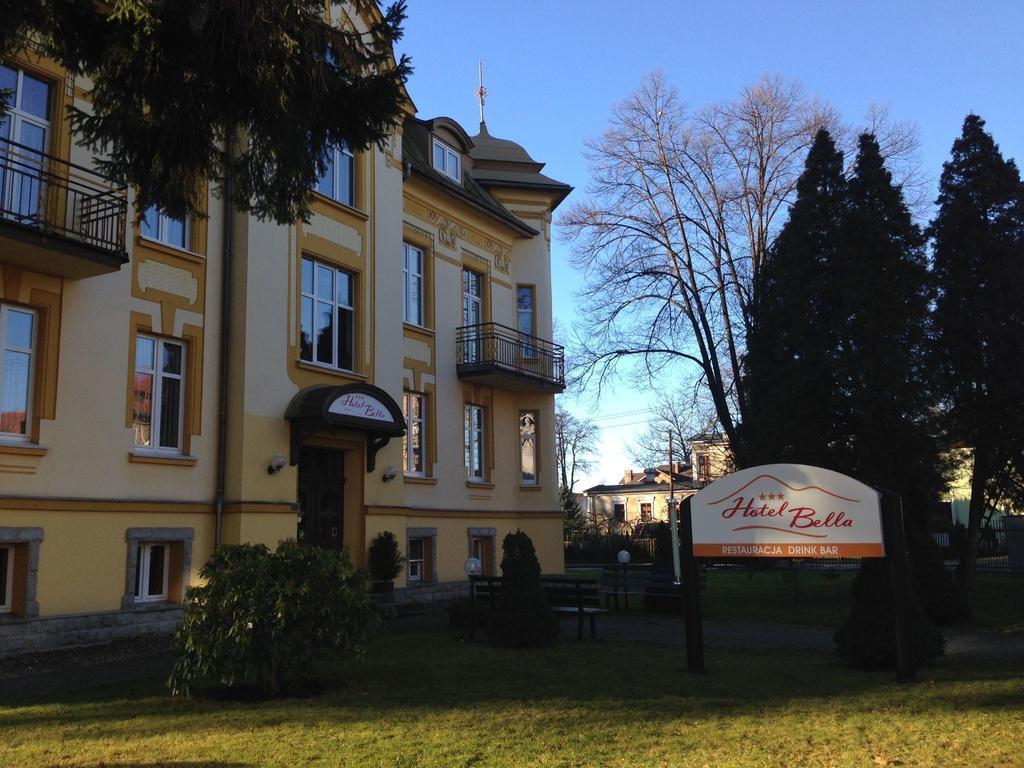 Hotel Bella Jelenia Góra Extérieur photo