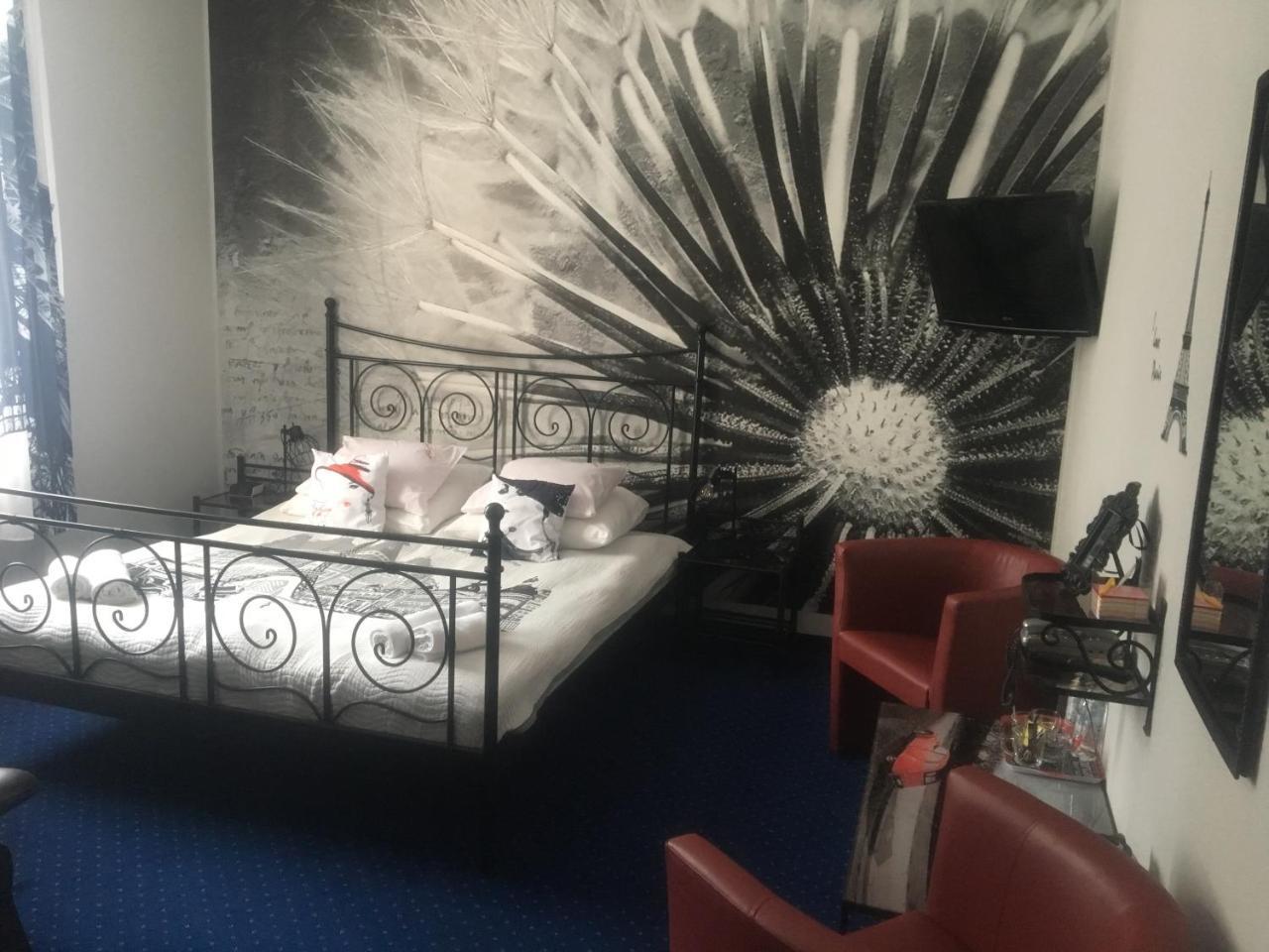 Hotel Bella Jelenia Góra Extérieur photo